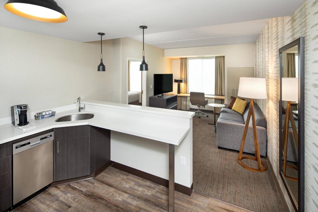 Residence Inn By Marriott Toronto Mississauga West Zewnętrze zdjęcie