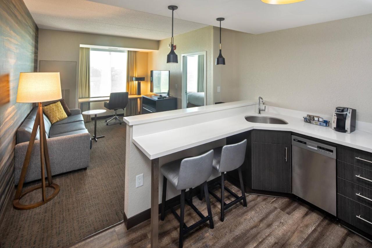 Residence Inn By Marriott Toronto Mississauga West Zewnętrze zdjęcie